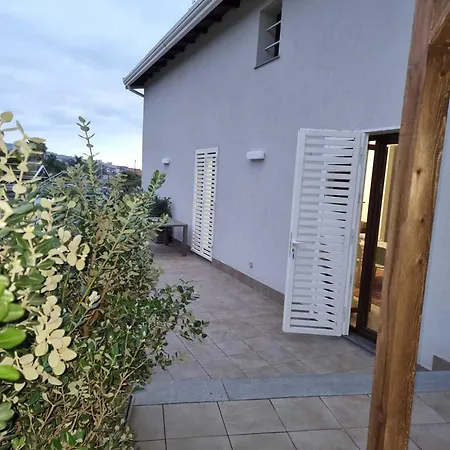 A Casa Nostra Apartment *